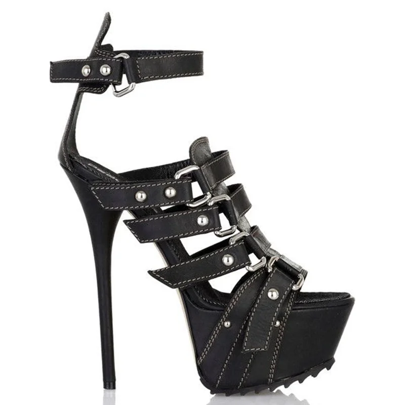 Plaftorm metalen klinknagelges - Peep Toe Heels recensie en prijs