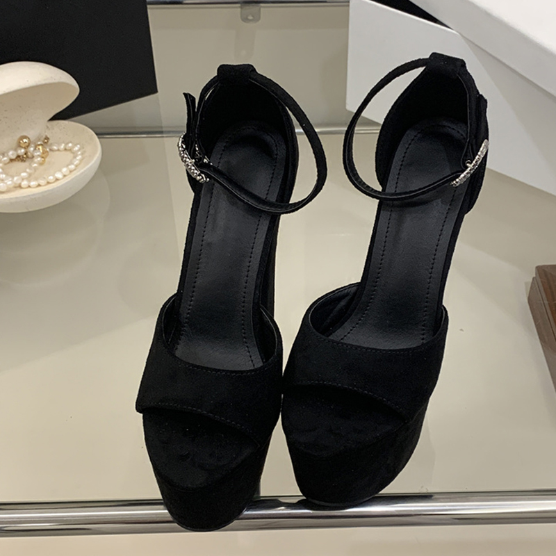 Liyke Model Show Sexy Extreme  - Peep Toe Heels recensie en prijs